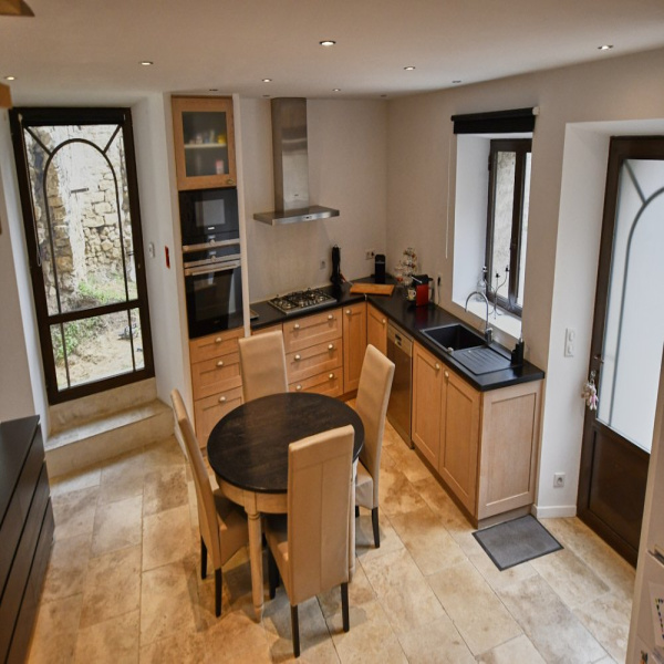 Offres de vente Maison de village Lagnes 84800